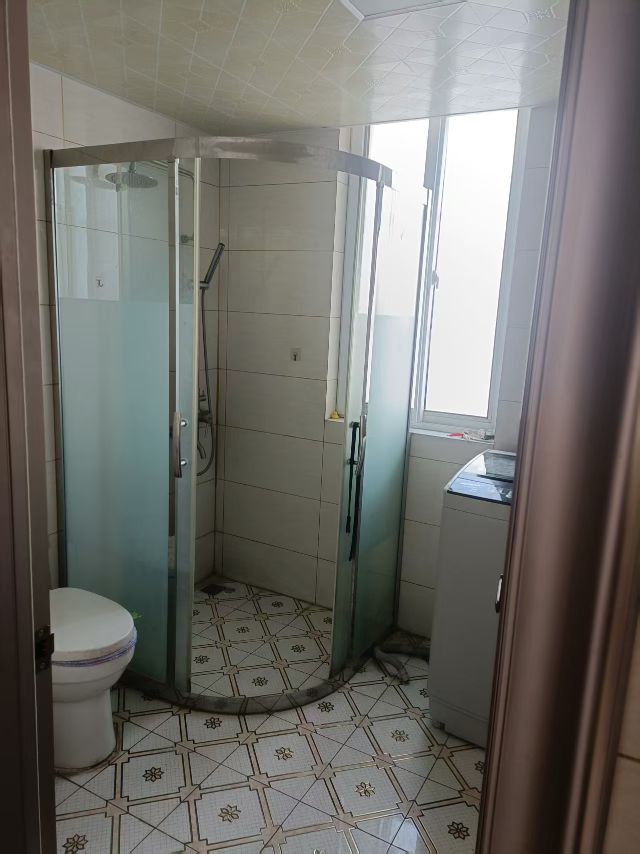 房产出租 住宅 97平方 精装修